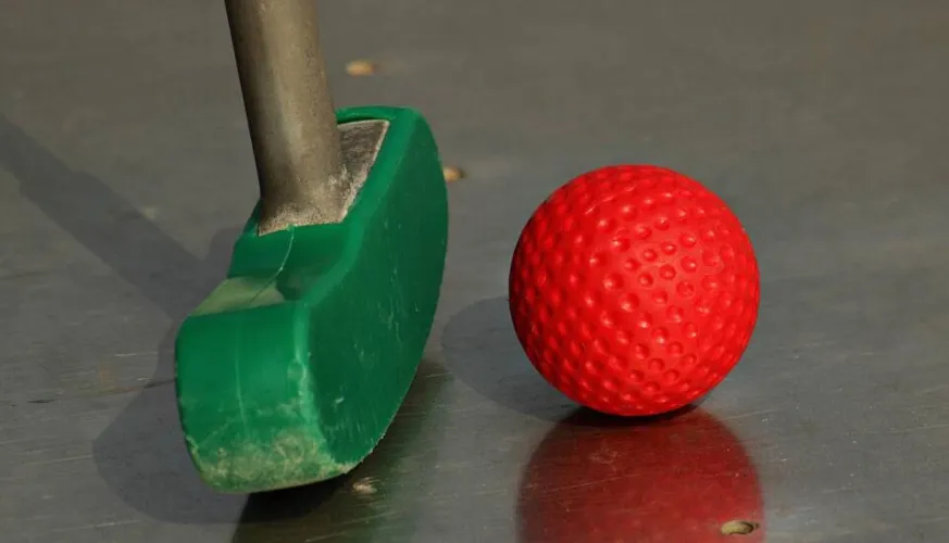 Mini Golf!_Montchavin-les-Coches