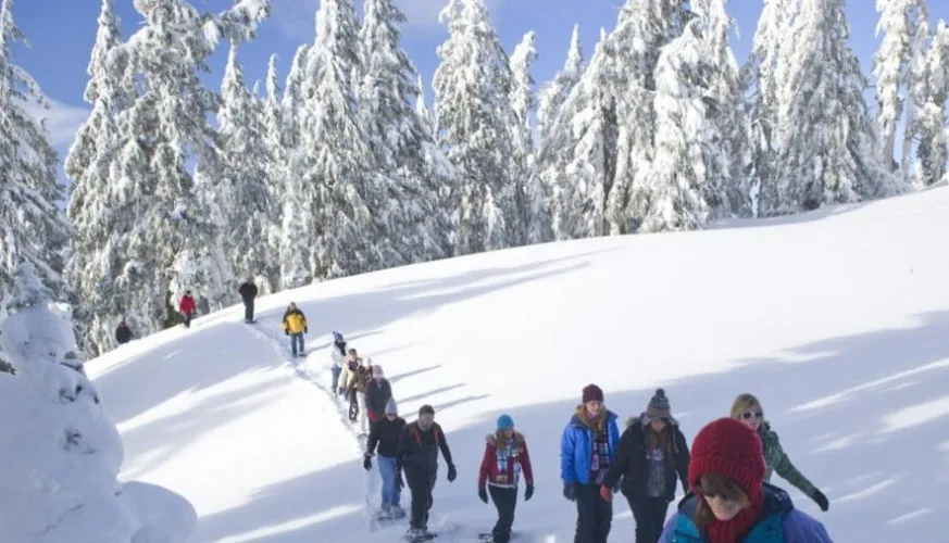 Panoramic snowshoe walk from the cable car_Champagny-en-Vanoise