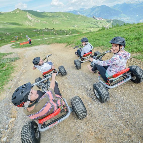 Descente en Mountain Cart à La Plagne