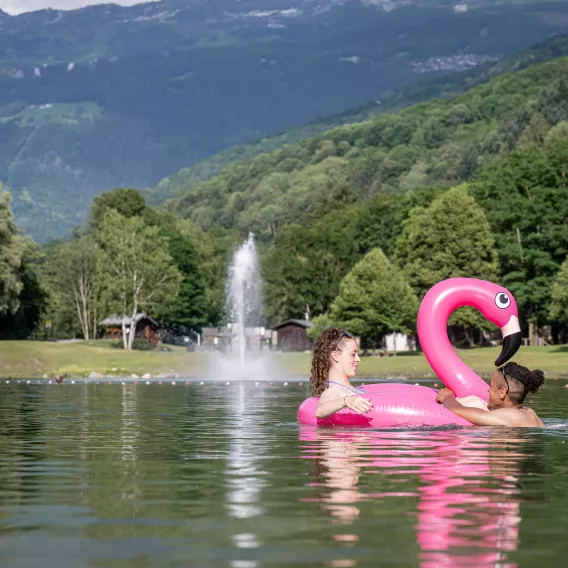 base-loisirs-versants-aime-vallee-jeux-eaux-enfants©jnjphoto