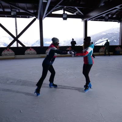 Skating rink
