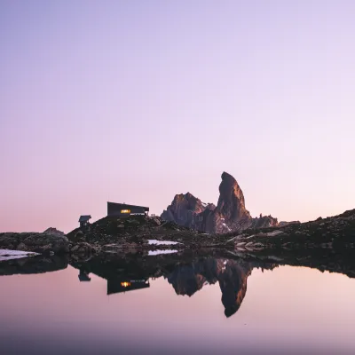 How to Prepare for Your First Night in a Mountain Hut Around La Plagne?