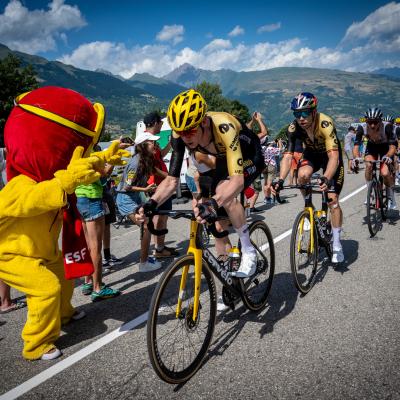 Finish of stage 19 of the Tour de France 2025