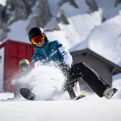 Alternatives ways of riding down the mountain slopes