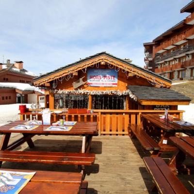 Hors Piste terrace