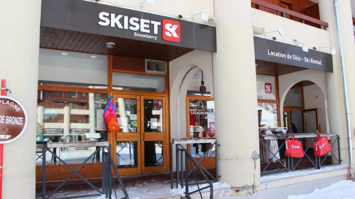 Skiset Le Cervin shopfront
