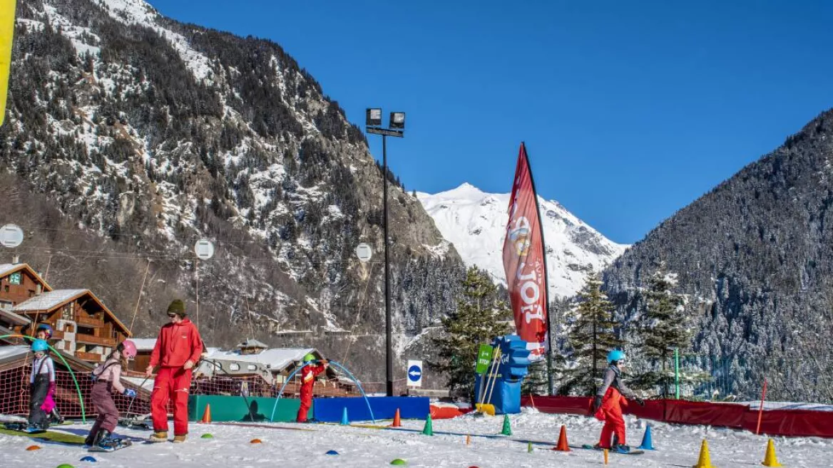 Piou-Piou Club - Snow Garden Kindergarden