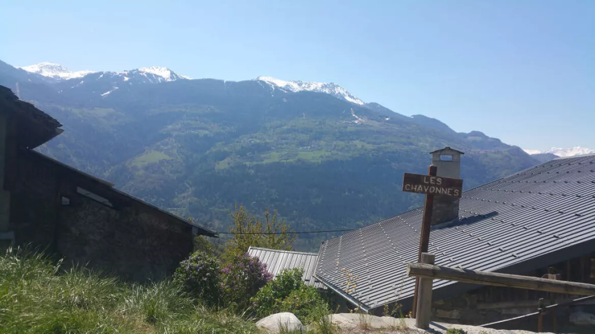 Grumailly footpath,  La Plagne valley