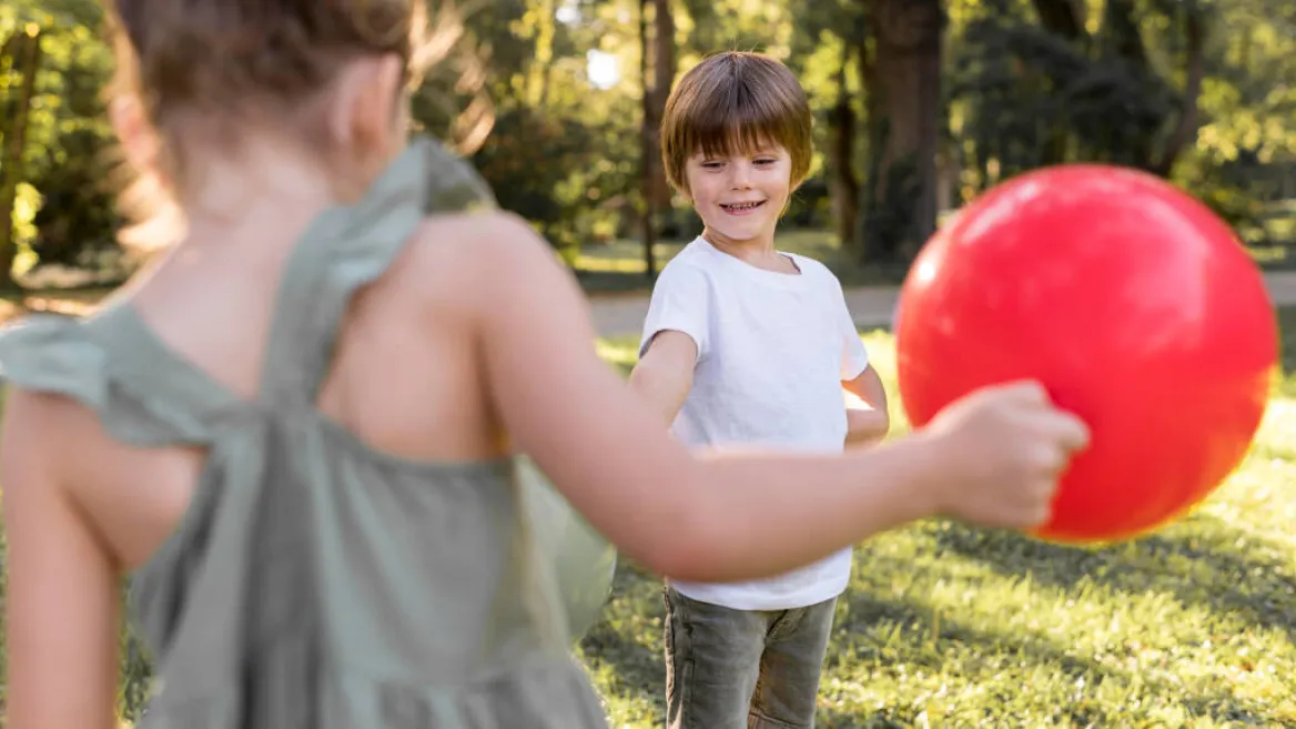Introductory Juggling Workshop | Marjolaine - Les Estivales Sauvages_La Plagne Tarentaise
