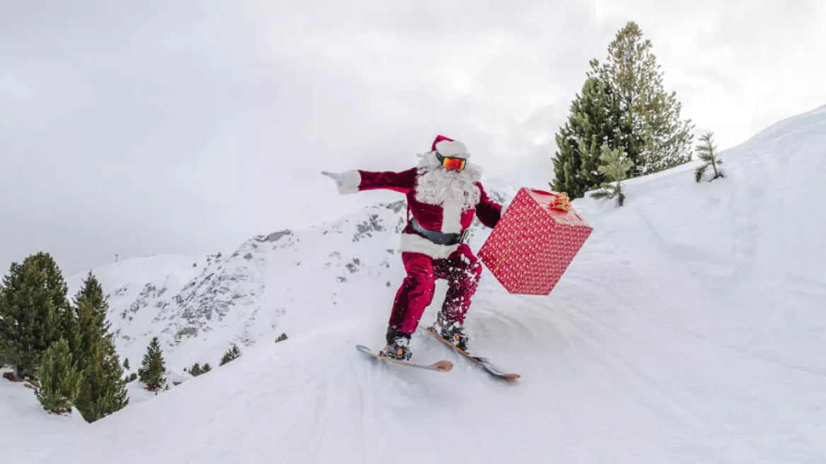 Santa on the slopes_Champagny-en-Vanoise