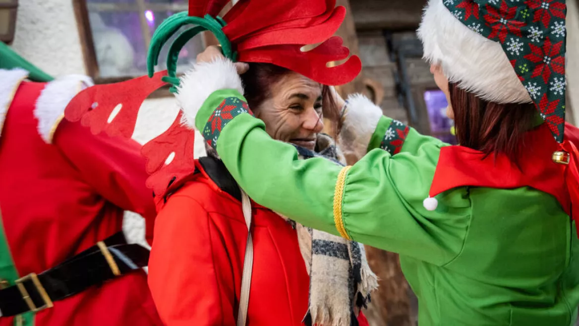 Mini elf show and reindeer ball_La Plagne
