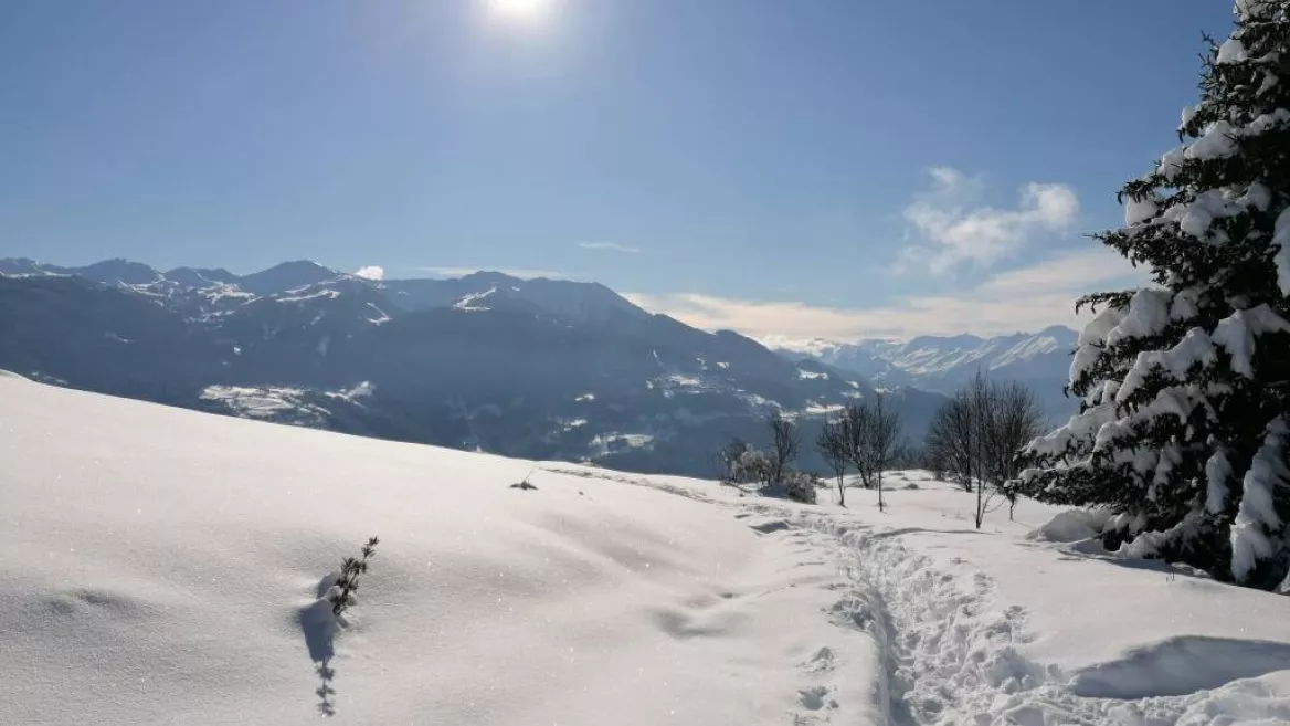 Hiking near Les Fours