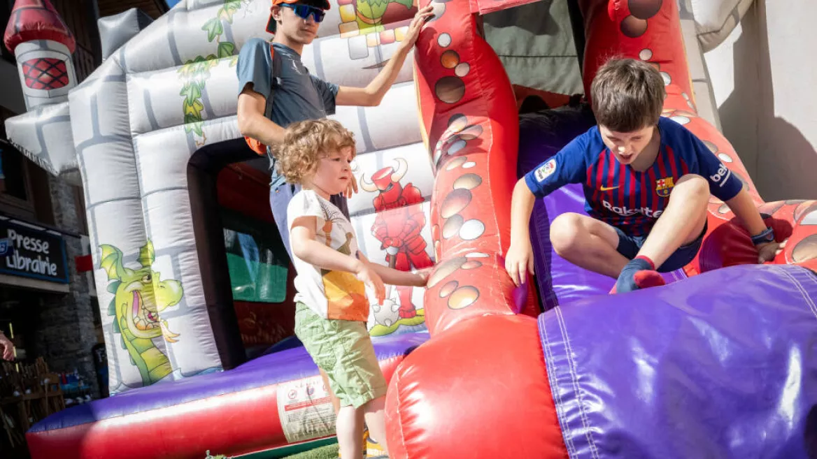Le Festoche des Mioches | Château_Plagne-Montalbert