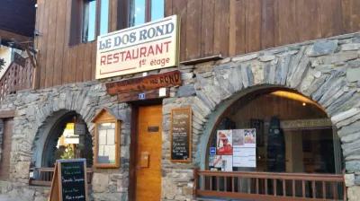 Le Dos Rond Restaurant entranve