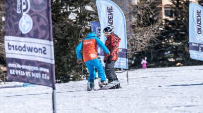 Apprentissage du snowboard avec Oxygène