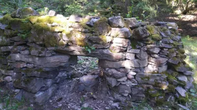 La Combe aux Boeufs footpath, valley of La Plagne