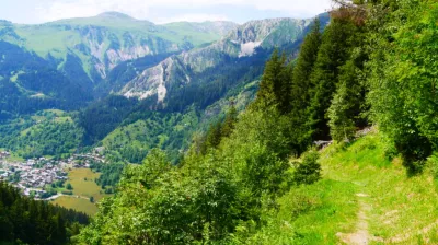 The Plan des Gouilles refuge by the Enclos du Seil