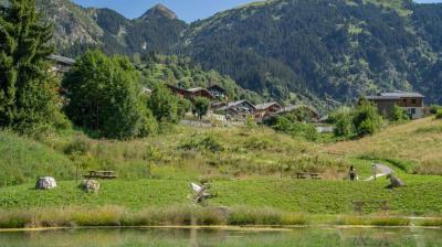 Airolées Artificial lake