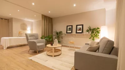 Liza, holistic therapist - practice