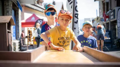 On Fridays, it’s the street of the games!_Plagne-Montalbert