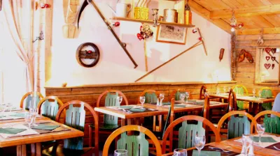 Le Baryon dining room