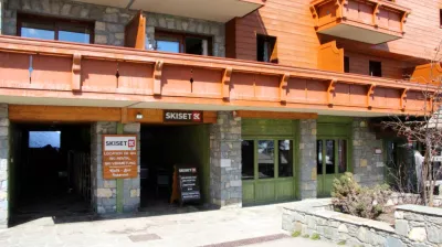 Skiset Residence Plan Bois