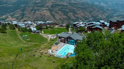 Espace Aqualudique Paradisio (aquatic fun and wellness centre)_Montchavin-les-Coches