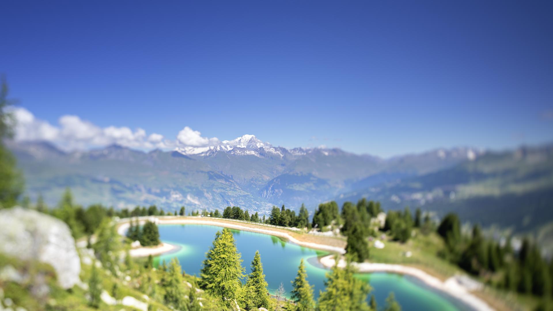 Le Lac des Pierres Blanches avec une vue waouh sur le Mont Blanc ! 